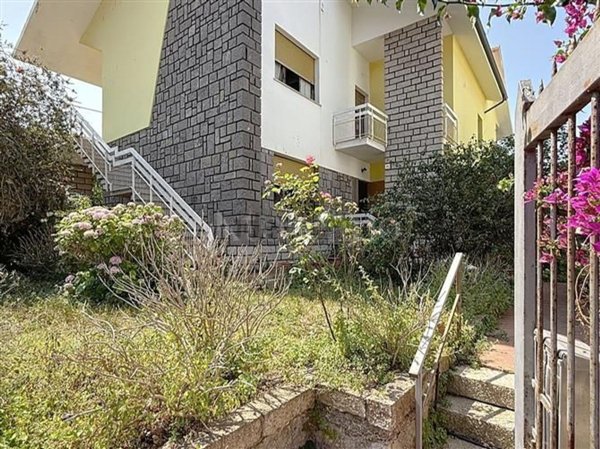 casa indipendente in vendita a Sassari in zona Monte Rosello