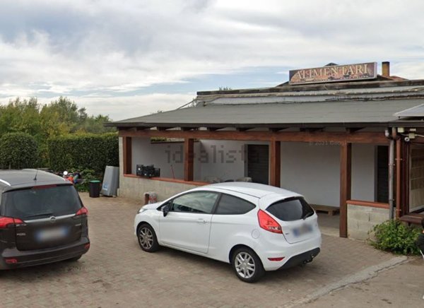 negozio in vendita a Sassari in zona Bancali