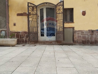appartamento in vendita a Sassari in zona Centro Storico