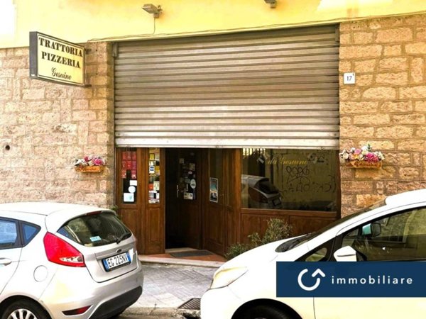 negozio in vendita a Sassari in zona Centro Storico
