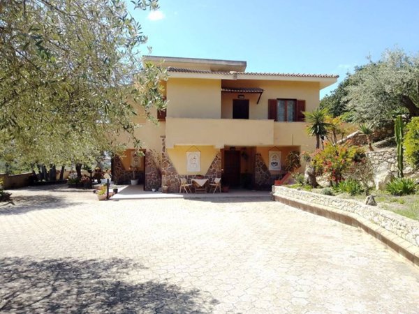 casa indipendente in vendita a Sassari in zona Monte Rosello