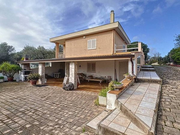 casa indipendente in vendita a Sassari in zona Latte Dolce
