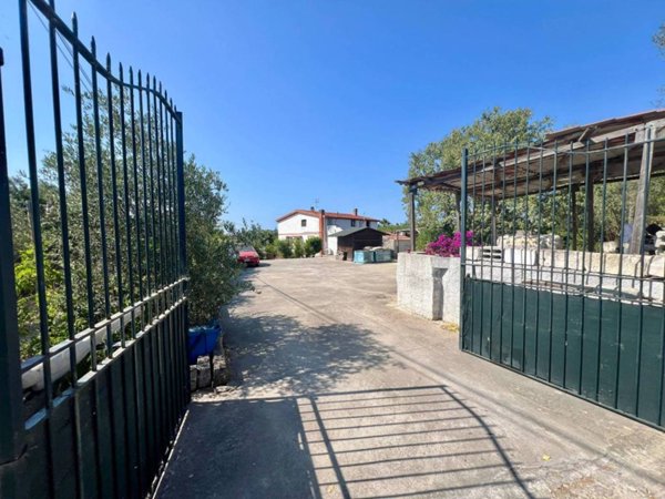 casa indipendente in vendita a Sassari in zona Ottava