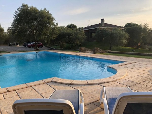 casa indipendente in vendita a Sassari in zona Caniga