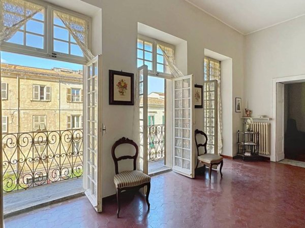 appartamento in vendita a Sassari in zona Centro Storico