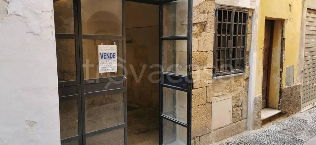 trivano in vendita a Sassari in zona Centro Storico