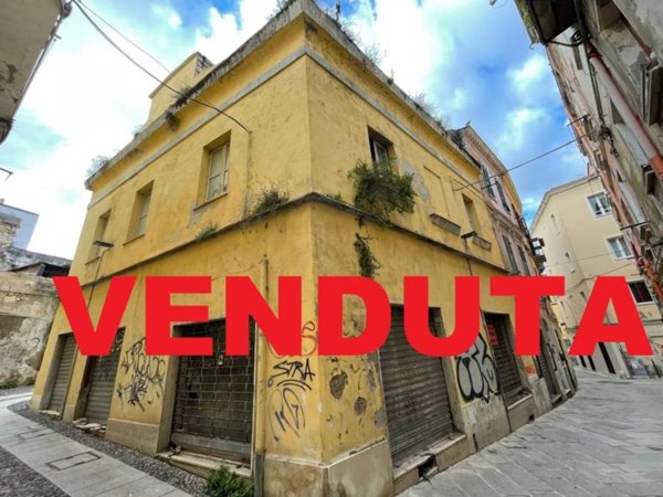 casa indipendente in vendita a Sassari in zona Centro Storico