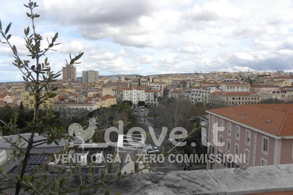 appartamento in vendita a Sassari in zona Centro Storico
