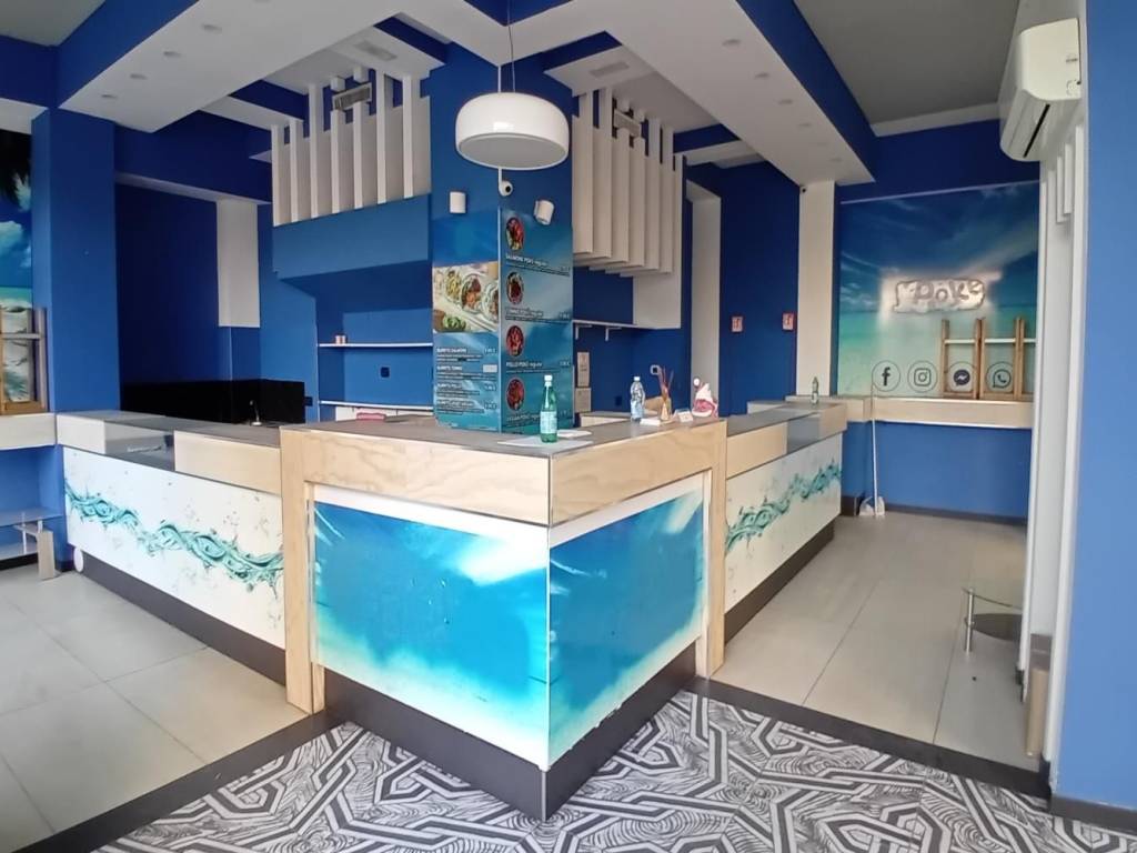 negozio in vendita a Sassari in zona Centro Storico