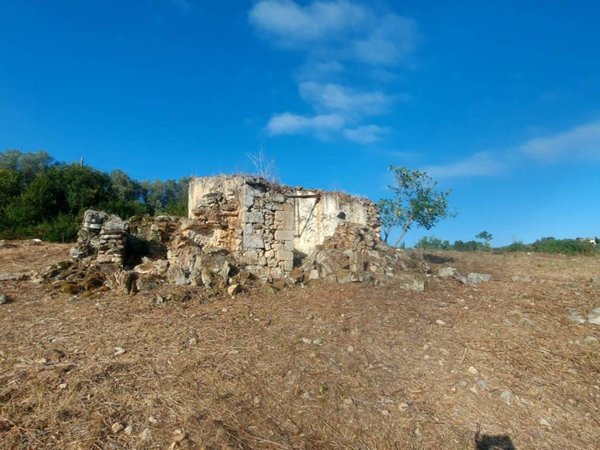 terreno agricolo in vendita a Sassari in zona Caniga