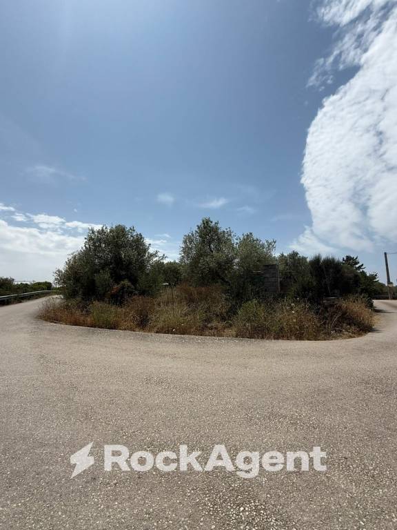 locale commerciale in vendita a Sassari in zona La Landrigga