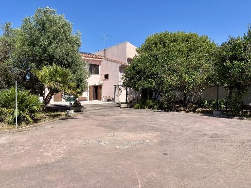 casa indipendente in vendita a Sassari in zona Ottava