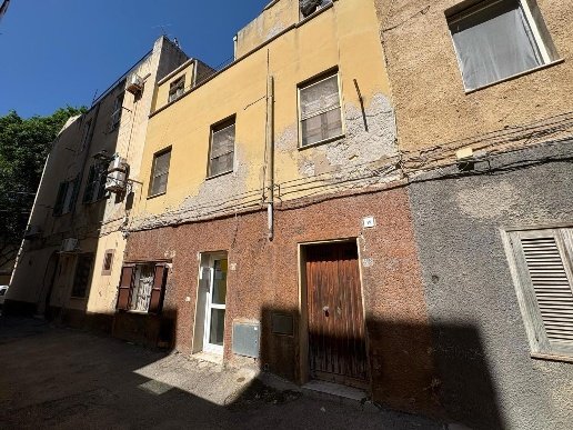 appartamento in vendita a Sassari in zona Centro Storico