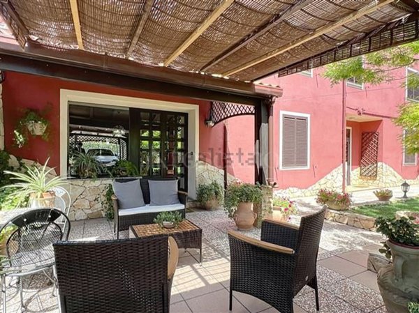casa semindipendente in vendita a Sassari in zona Li Punti