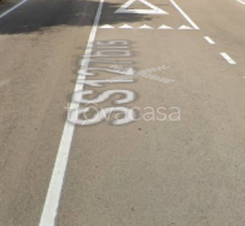 locale commerciale in vendita a Sassari in zona Carbonazzi / Acquedotto