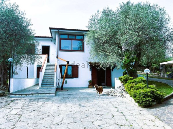 casa indipendente in vendita a Sassari in zona Platamona