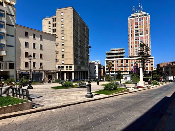 appartamento in vendita a Sassari in zona Centro Storico