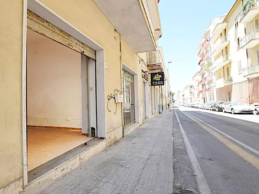 locale commerciale in vendita a Sassari