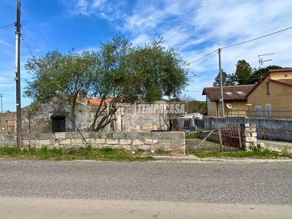 casa indipendente in vendita a Sassari in zona Bancali