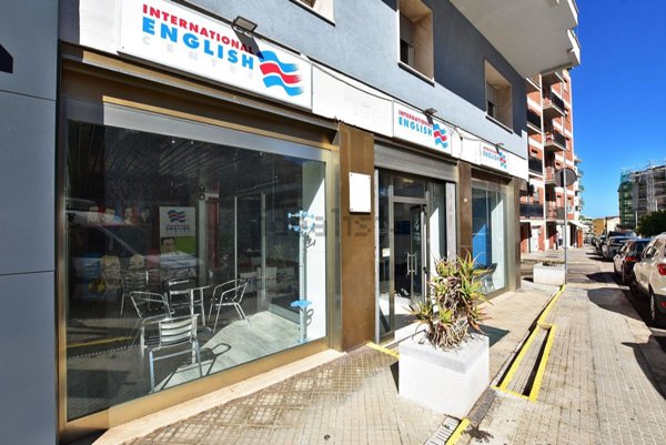 locale commerciale in vendita a Sassari in zona Centro Storico