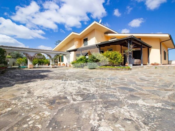 casa indipendente in vendita a Sassari