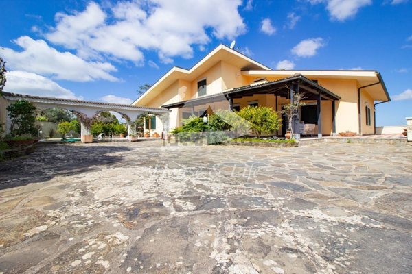 casa indipendente in vendita a Sassari