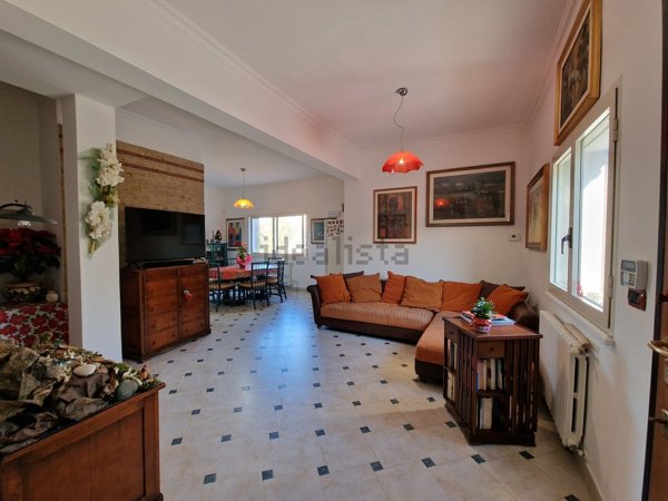 casa indipendente in vendita a Sassari in zona Platamona
