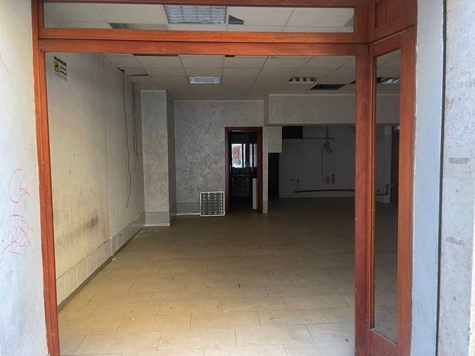 negozio in vendita a Sassari in zona Monte Rosello