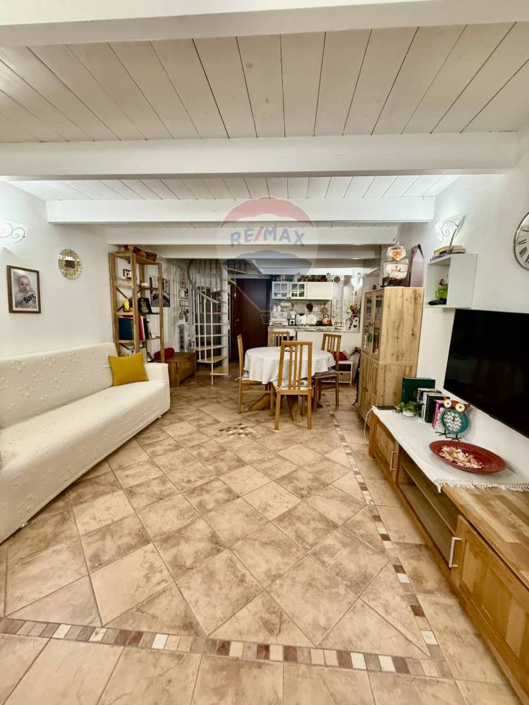 casa indipendente in vendita a Sassari in zona Cappuccini
