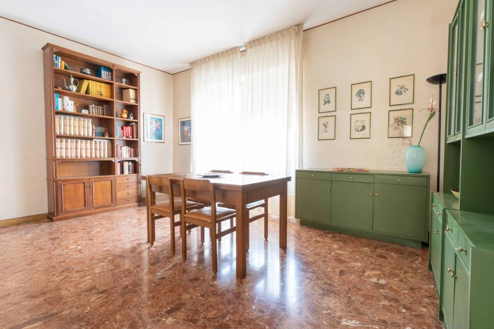 appartamento in vendita a Sassari in zona Centro Storico