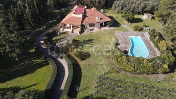 casa indipendente in vendita a Sassari in zona Caniga