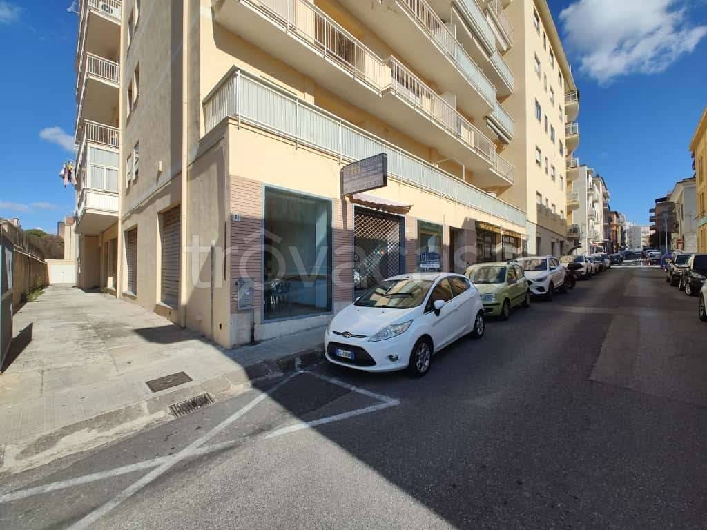 locale commerciale in vendita a Sassari in zona Centro Storico