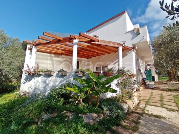 casa indipendente in vendita a Sassari in zona Caniga