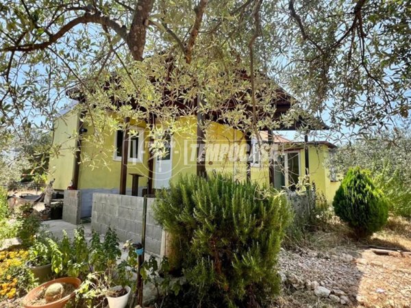 casa indipendente in vendita a Sassari in zona Latte Dolce