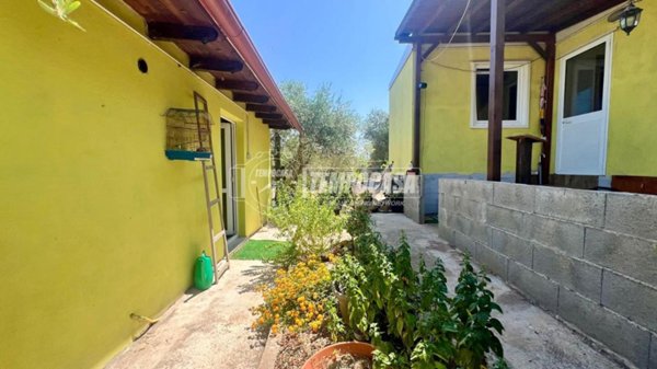 casa indipendente in vendita a Sassari in zona Latte Dolce