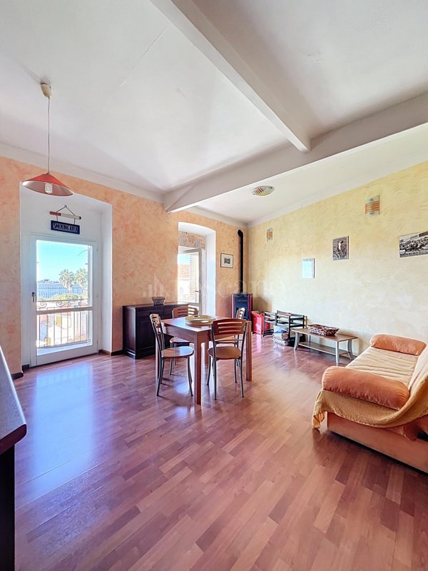 casa indipendente in vendita a Sassari in zona Centro Storico