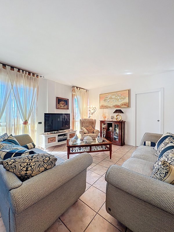 appartamento in vendita a Sassari in zona Centro Storico