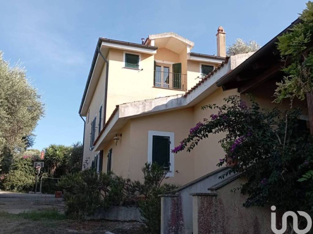 casa indipendente in vendita a Sassari in zona Latte Dolce