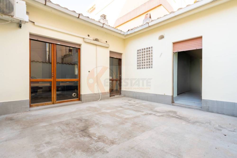 appartamento in vendita a Sassari in zona Centro Storico