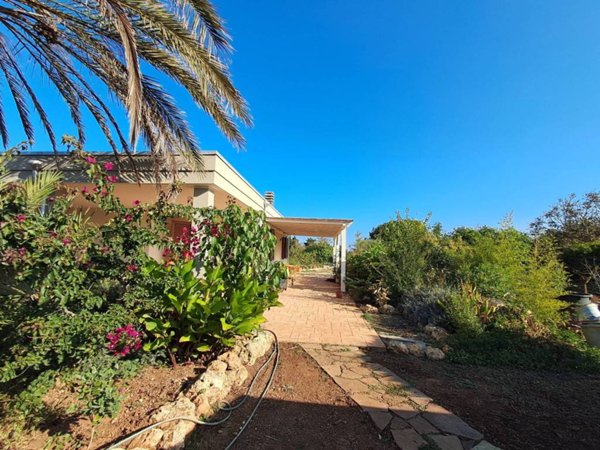 casa indipendente in vendita a Sassari in zona Bancali