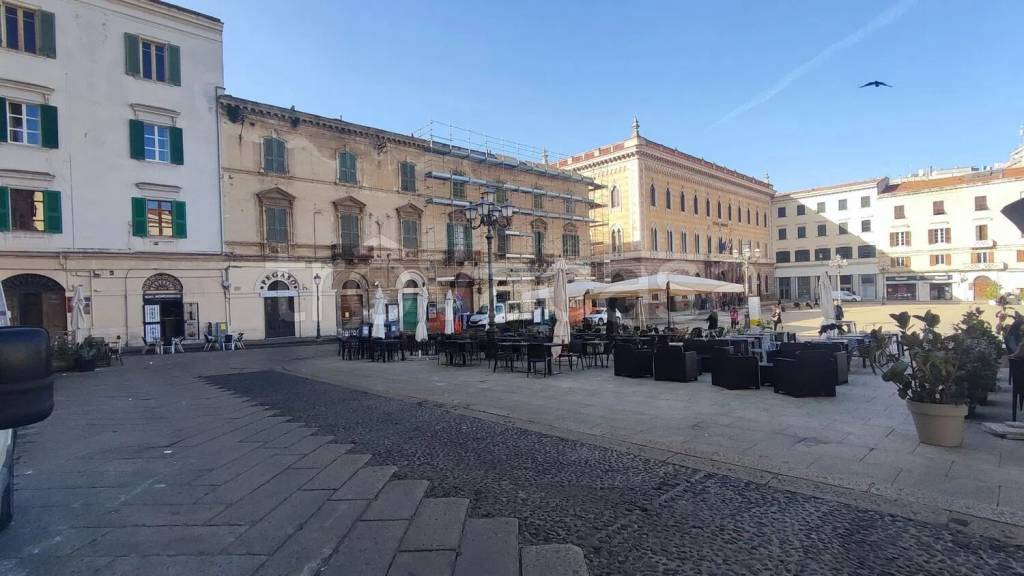 ufficio in vendita a Sassari in zona Centro Storico