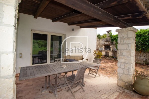 casa indipendente in vendita a Sassari in zona Centro Storico