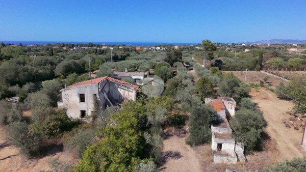 casa indipendente in vendita a Sassari in zona Ottava