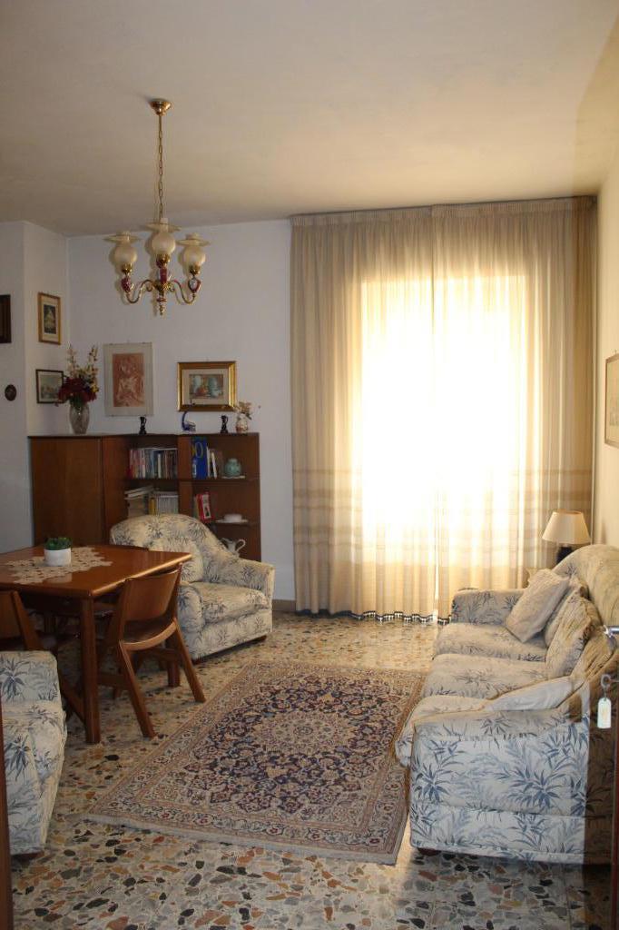 appartamento in vendita a Sassari in zona Centro Storico