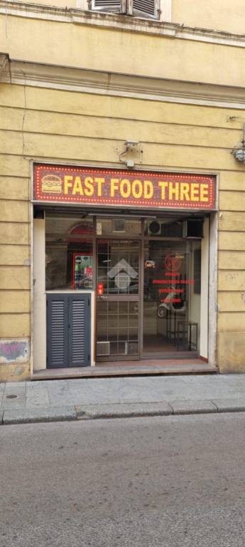 negozio in vendita a Sassari in zona Centro Storico