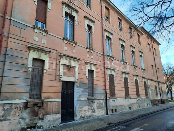 locale commerciale in vendita a Sassari in zona Centro Storico