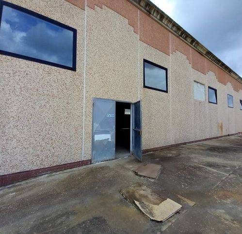 locale commerciale in vendita a Sassari in zona Predda Niedda