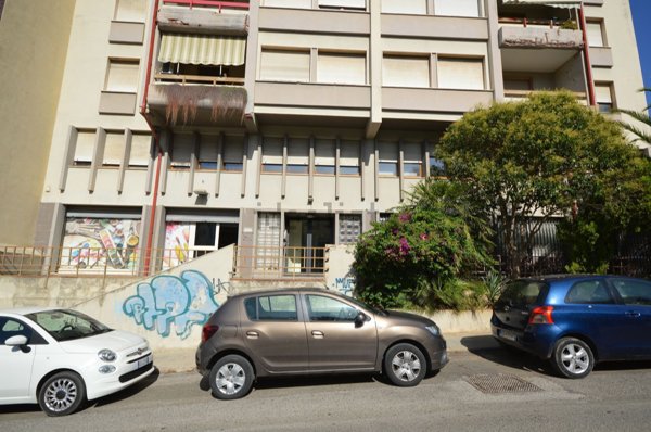 locale commerciale in vendita a Sassari in zona Luna e Sole / Prunizzedda