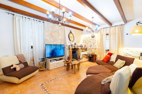 casa indipendente in vendita a Sassari in zona Platamona