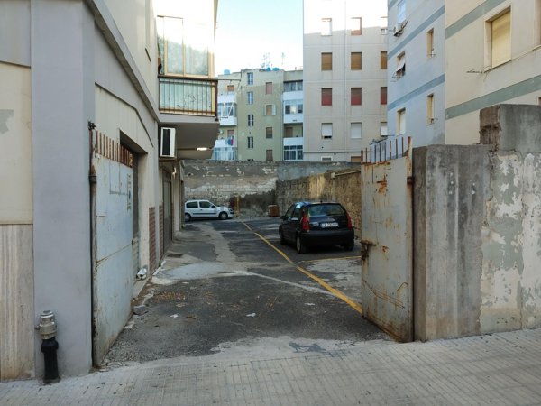 locale commerciale in vendita a Sassari